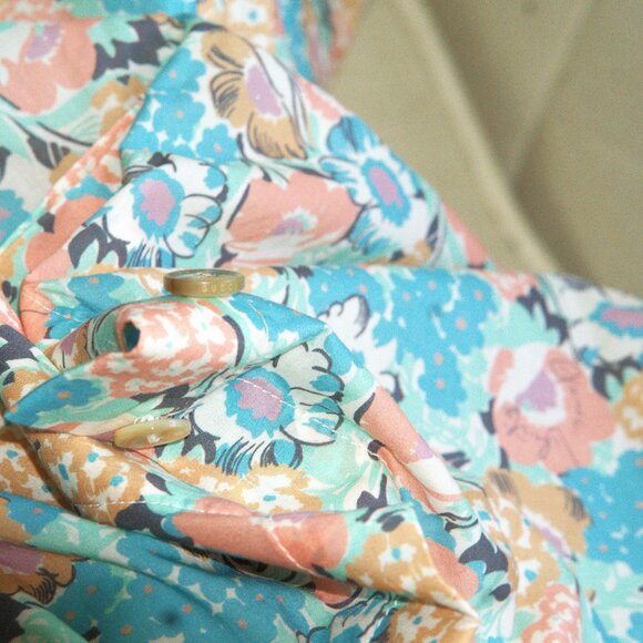 Gucci Multicolor Liberty London Edition Floral Print Shorts - Picture 5 of 11